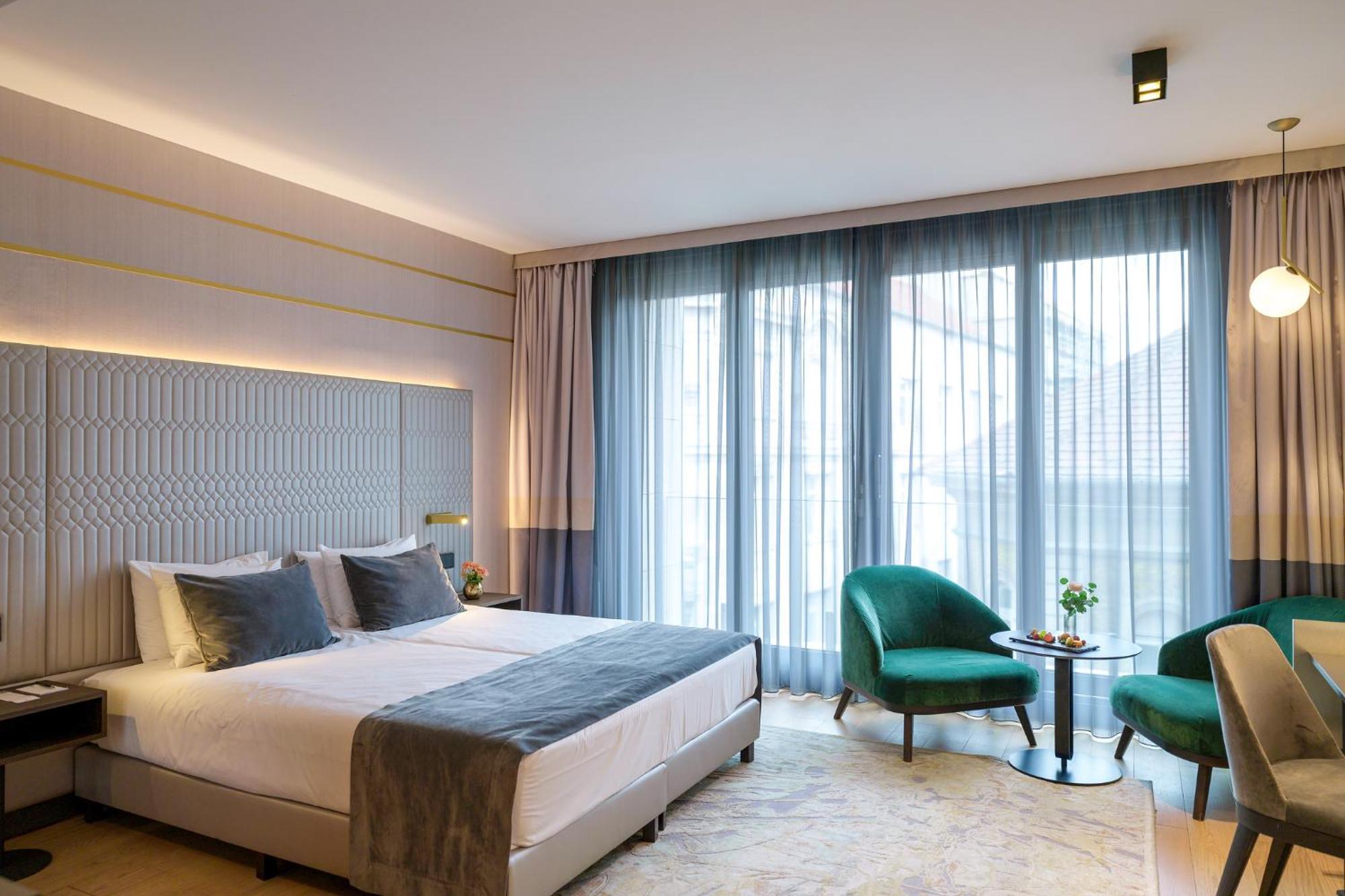 Emerald Downtown Luxury Suites By Continental Group ブダペスト エクステリア 写真